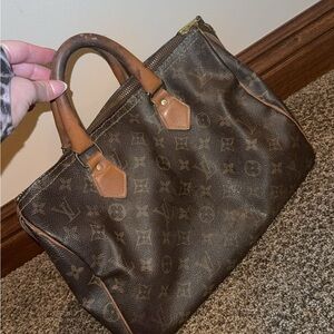 Vintage Louis Vuitton Speedy 25 (heavily used)